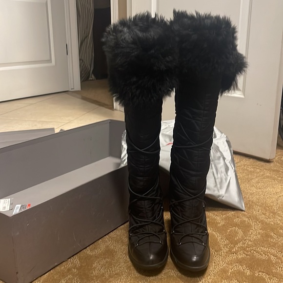 Prada nylon and fur lace up winter boots size 8 - Picture 2 of 16